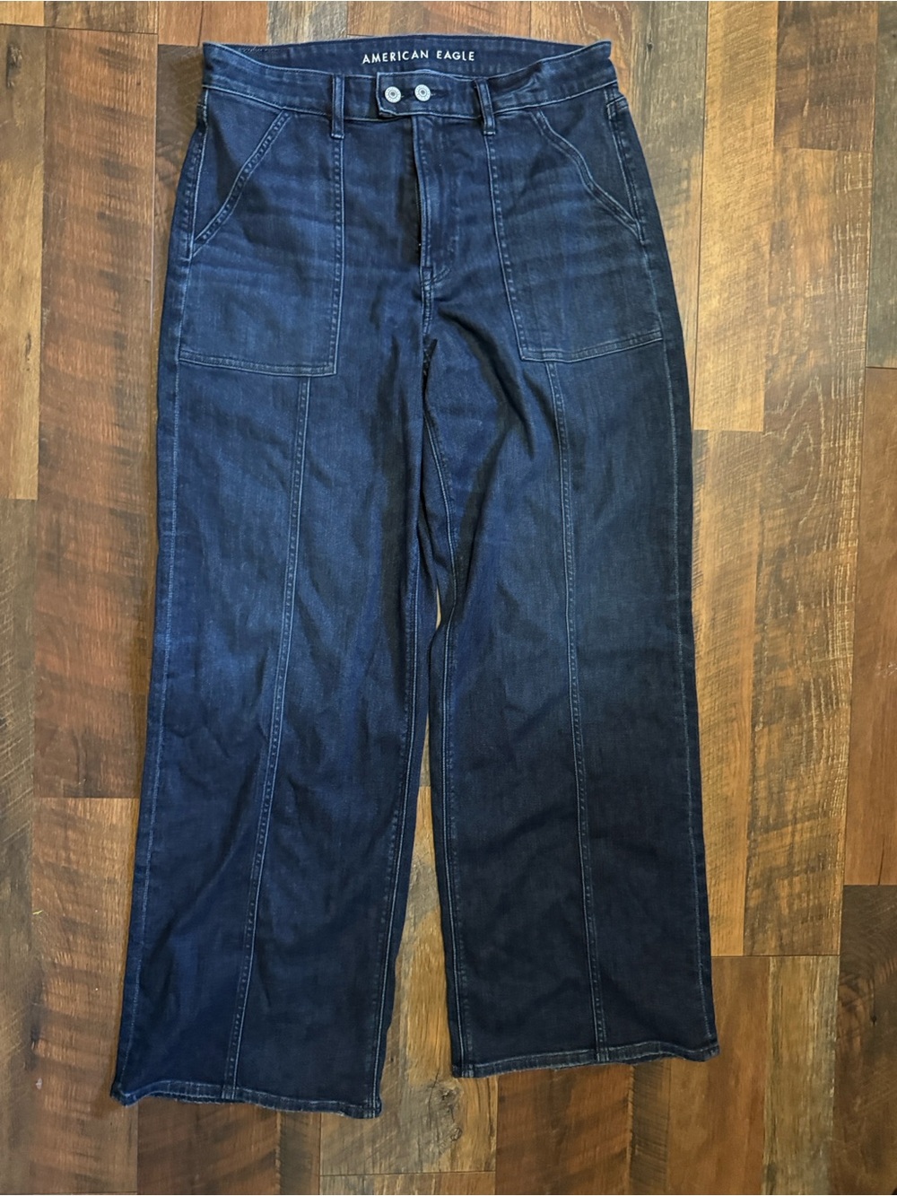 American Eagle Super High-Rise Baggy Wide Leg Jeans dark wash size 12